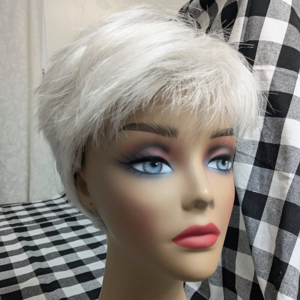 Paula Young Synthetic Wig Style A0106 PENNY Color 60 White